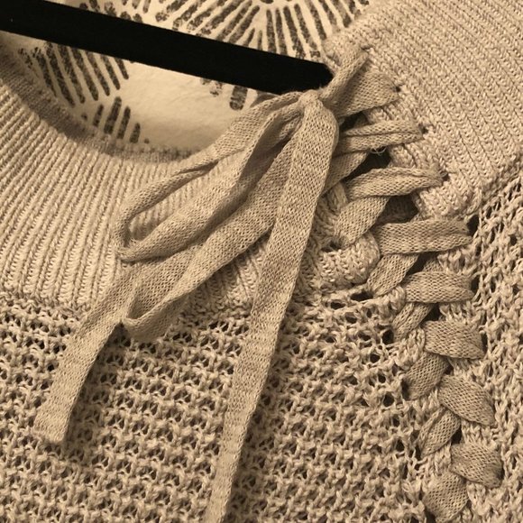 Express off-the shoulder sweater - Picture 5 of 6